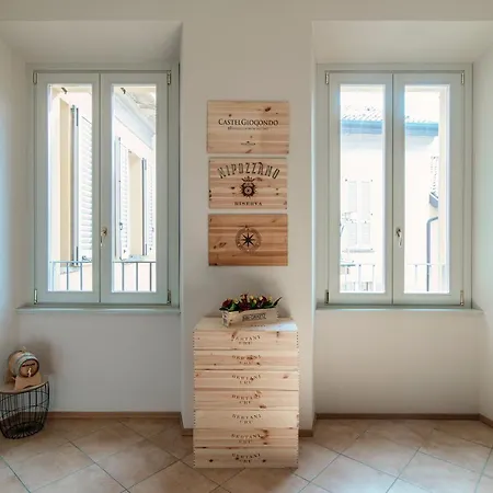 Lejlighed Grape Attic 72 - The House Of Travelers Como