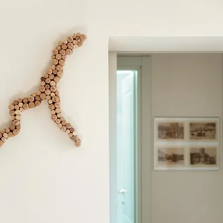 Grape Attic 72 - The House Of Travelers *